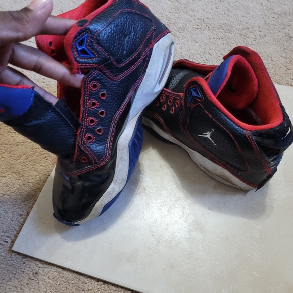 Jordan 6 - Picture 3 of 3